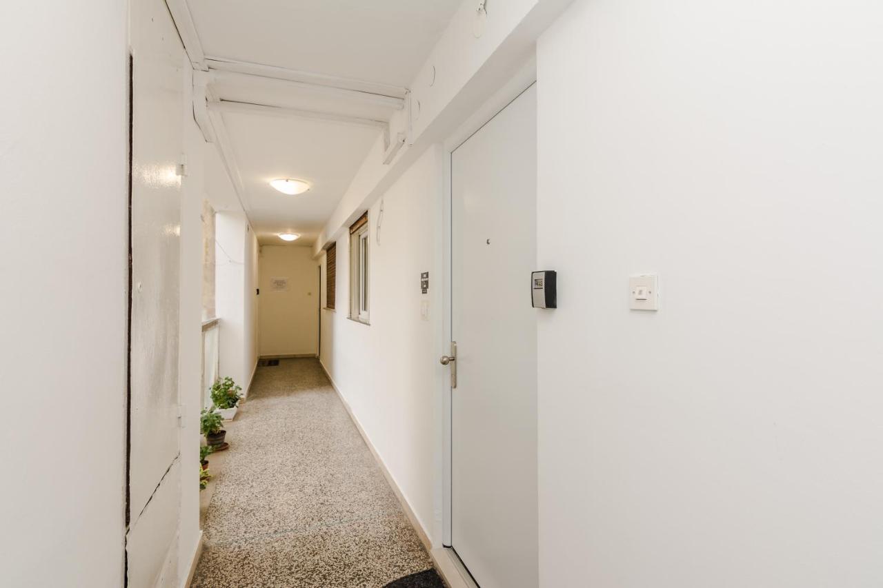 Neva Room With Private Bathroom ซาดาร์ ภายนอก รูปภาพ